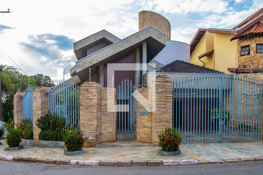 Casa à Venda - Jardim Chapadão, 4 Quartos,  400 m2 em , Campinas - sp | SoloBR