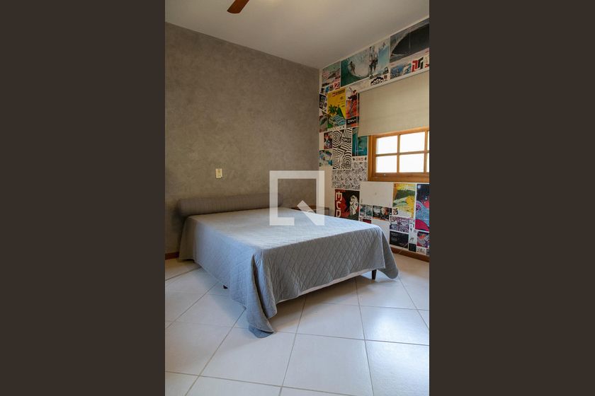 Casa, 3 quartos, 300 m² - Foto 35