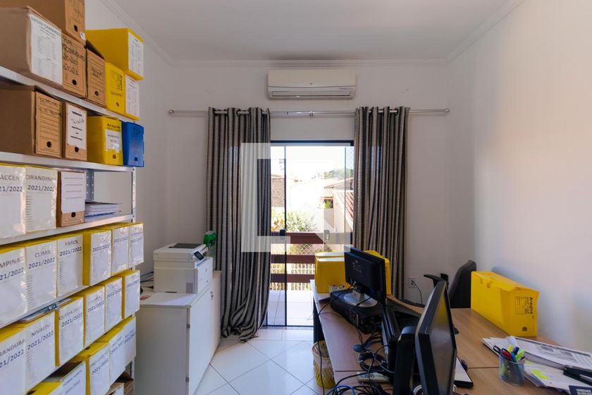 Casa à Venda - Parque Prado, 5 Quartos,  202 m2 em , Campinas - sp | SoloBR