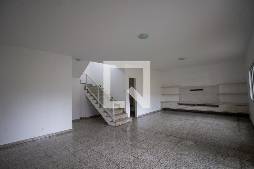Casa, 4 quartos, 120 m² - Foto 1