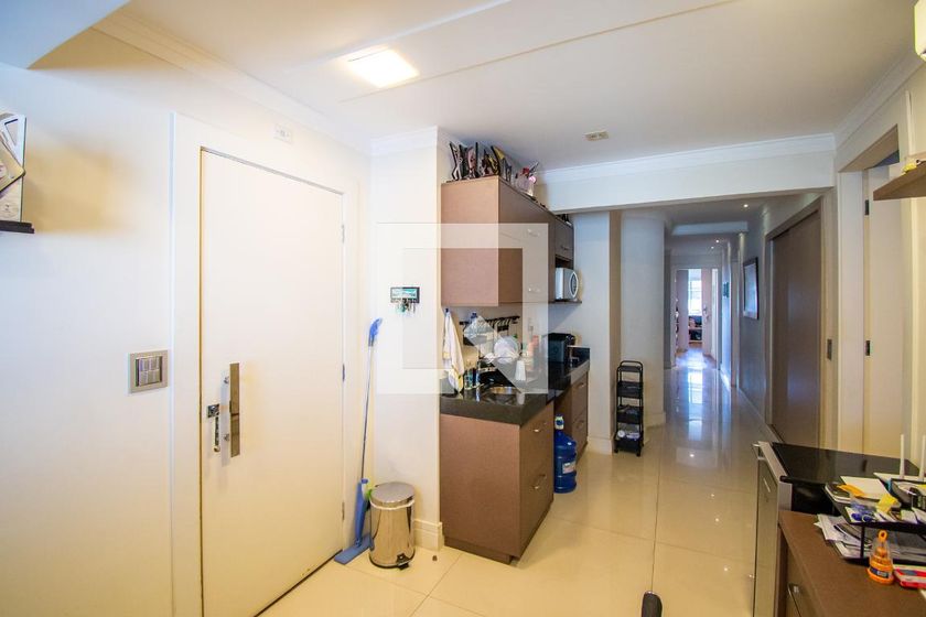 Apartamento à Venda - Taquaral, 3 Quartos,  224 m2 em , Campinas - sp | SoloBR