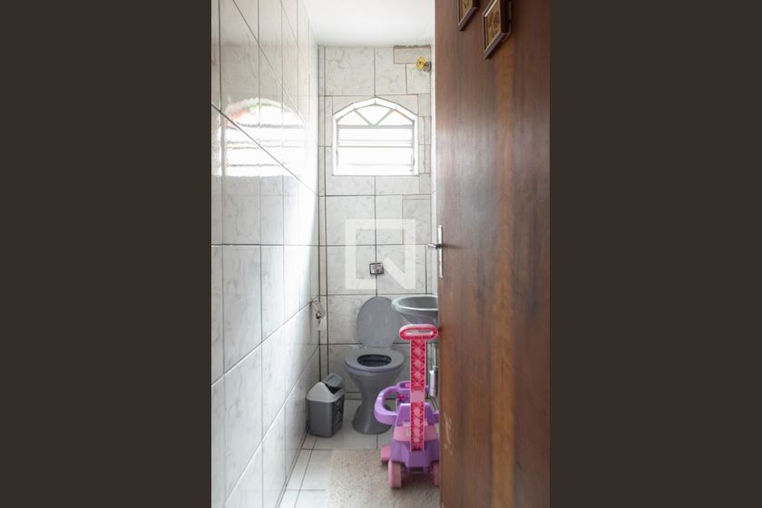Casa, 3 quartos, 250 m² - Foto 15