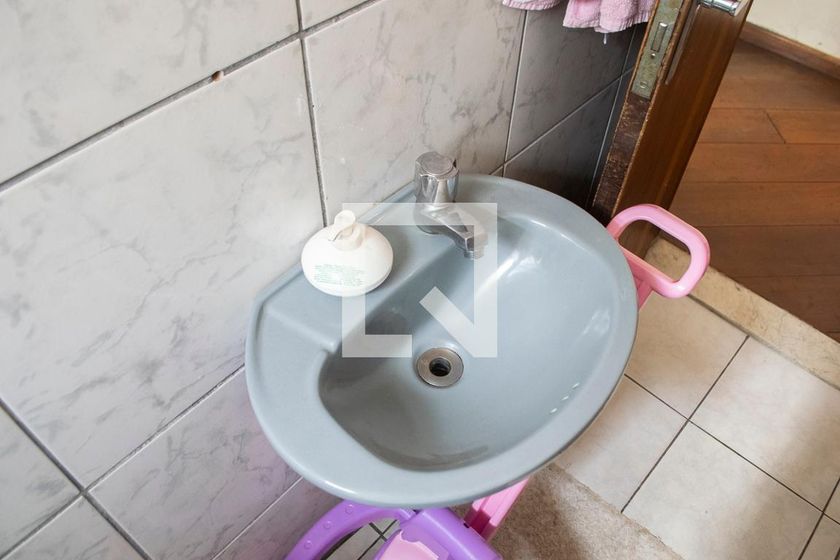 Casa, 3 quartos, 250 m² - Foto 17