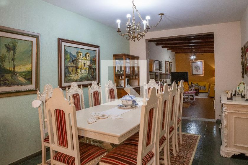 Casa, 3 quartos, 212 m² - Foto 4