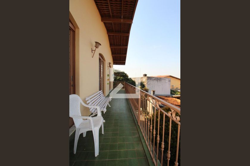 Casa à Venda - Vila Brandina, 3 Quartos,  360 m2 em , Campinas - sp | SoloBR