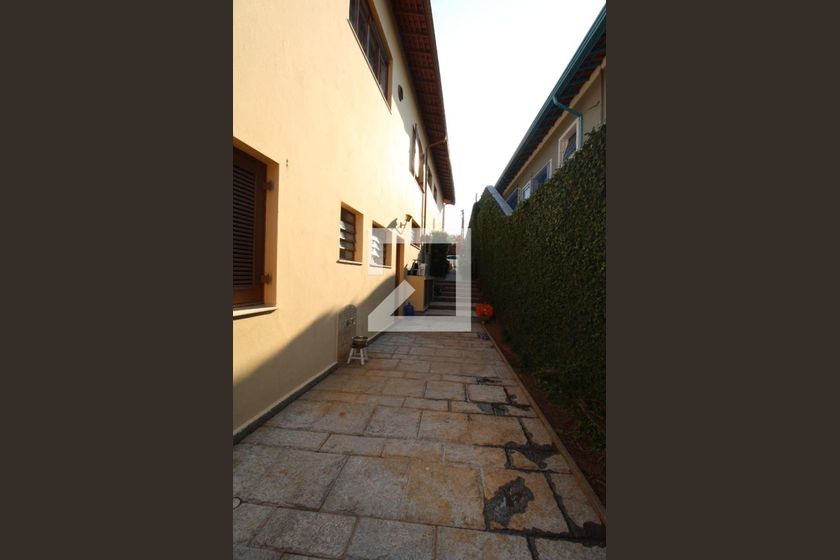 Casa à Venda - Vila Brandina, 3 Quartos,  360 m2 em , Campinas - sp | SoloBR