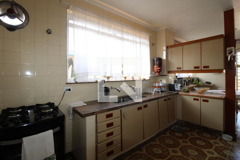 Casa à Venda - Vila Brandina, 3 Quartos,  360 m2 em , Campinas - sp | SoloBR