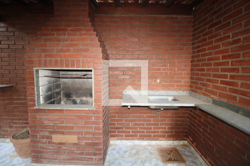 Casa à Venda - Vila Brandina, 3 Quartos,  360 m2 em , Campinas - sp | SoloBR