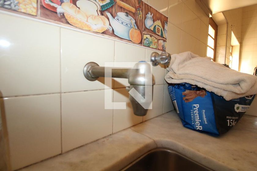 Casa à Venda - Vila Brandina, 3 Quartos,  360 m2 em , Campinas - sp | SoloBR