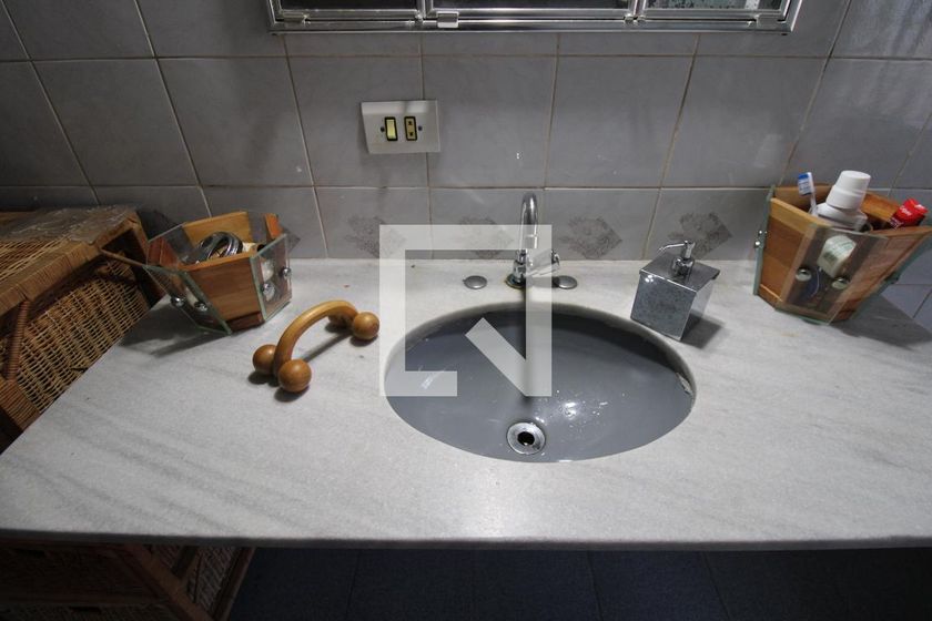 Casa à Venda - Jardim Flamboyant, 3 Quartos,  260 m2 em , Campinas - sp | SoloBR
