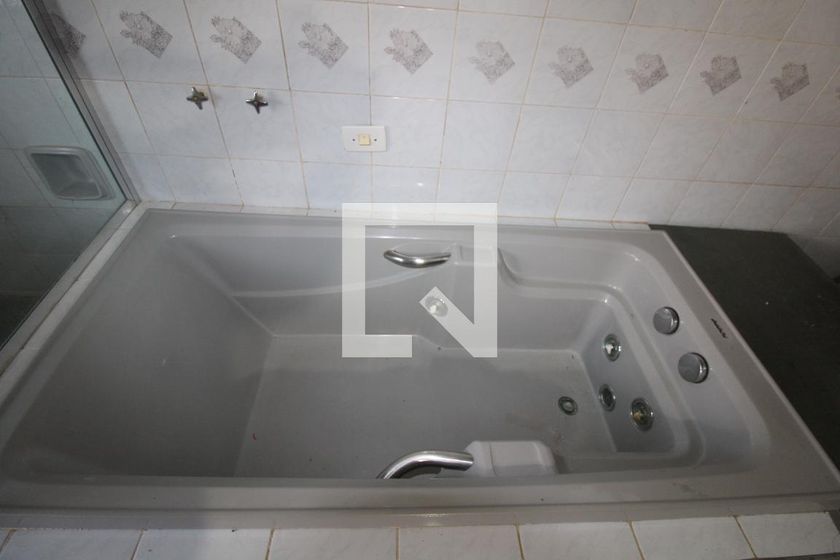 Casa à Venda - Jardim Flamboyant, 3 Quartos,  260 m2 em , Campinas - sp | SoloBR