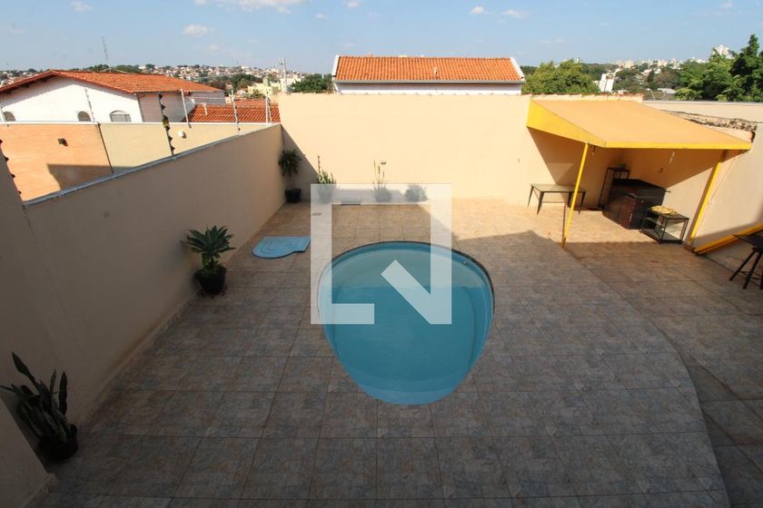 Casa à Venda - Jardim Flamboyant, 3 Quartos,  260 m2 em , Campinas - sp | SoloBR