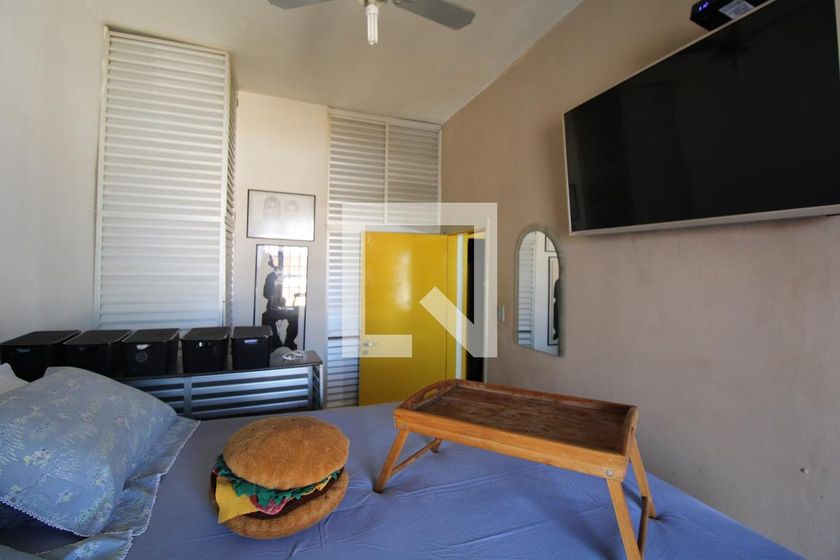 Casa à Venda - Jardim Flamboyant, 3 Quartos,  260 m2 em , Campinas - sp | SoloBR