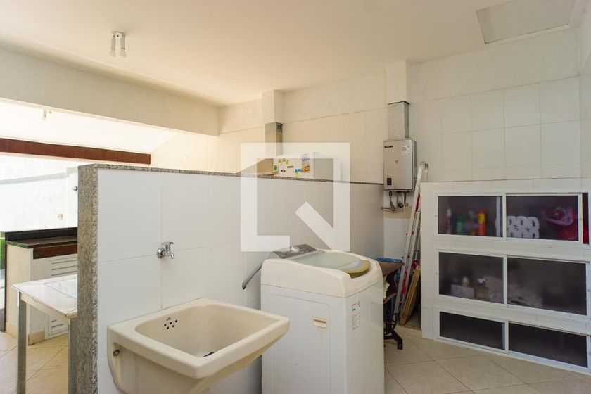 Casa, 3 quartos, 264 m² - Foto 79