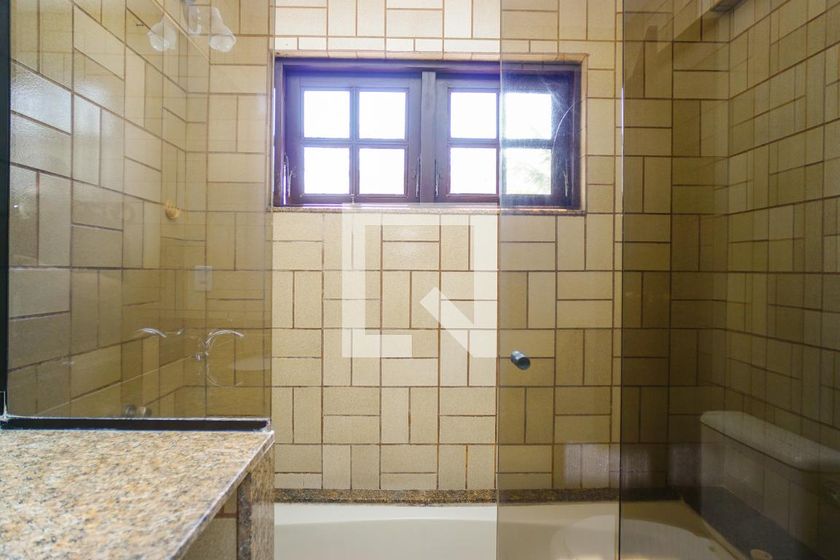 Casa, 3 quartos, 264 m² - Foto 63