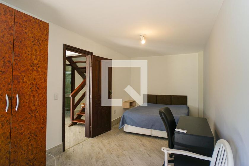 Casa, 3 quartos, 264 m² - Foto 35