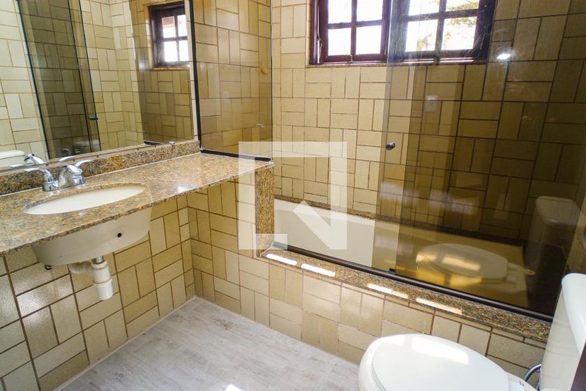 Casa, 3 quartos, 264 m² - Foto 67