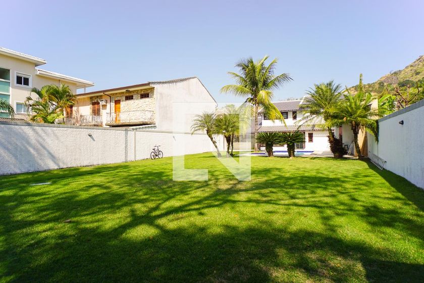 Casa, 3 quartos, 264 m² - Foto 129