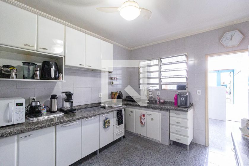 Casa, 3 quartos, 270 m² - Foto 28