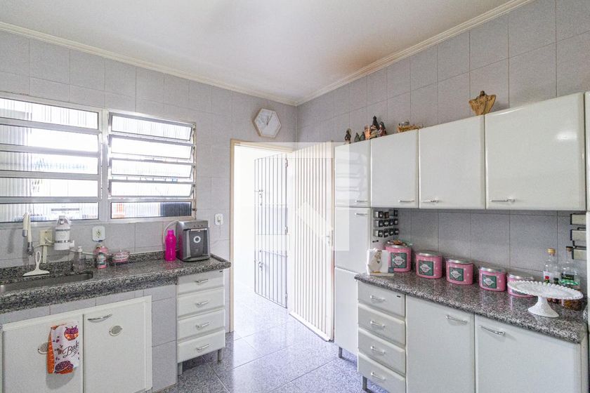 Casa, 3 quartos, 270 m² - Foto 29