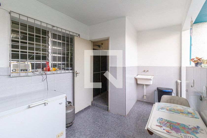 Casa, 3 quartos, 270 m² - Foto 32