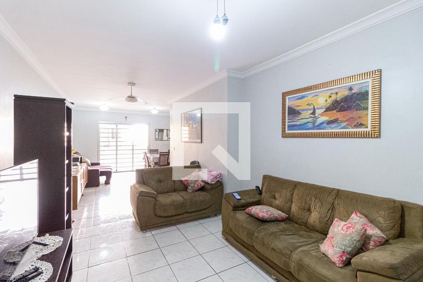 Casa, 3 quartos, 250 m² - Foto 1