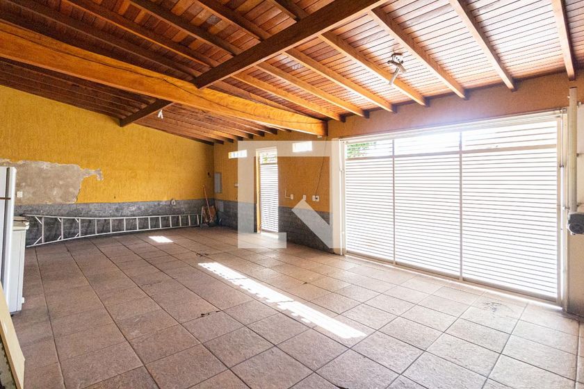 Casa, 3 quartos, 250 m² - Foto 39