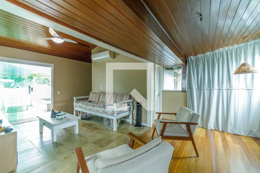 Casa, 4 quartos, 250 m² - Foto 11