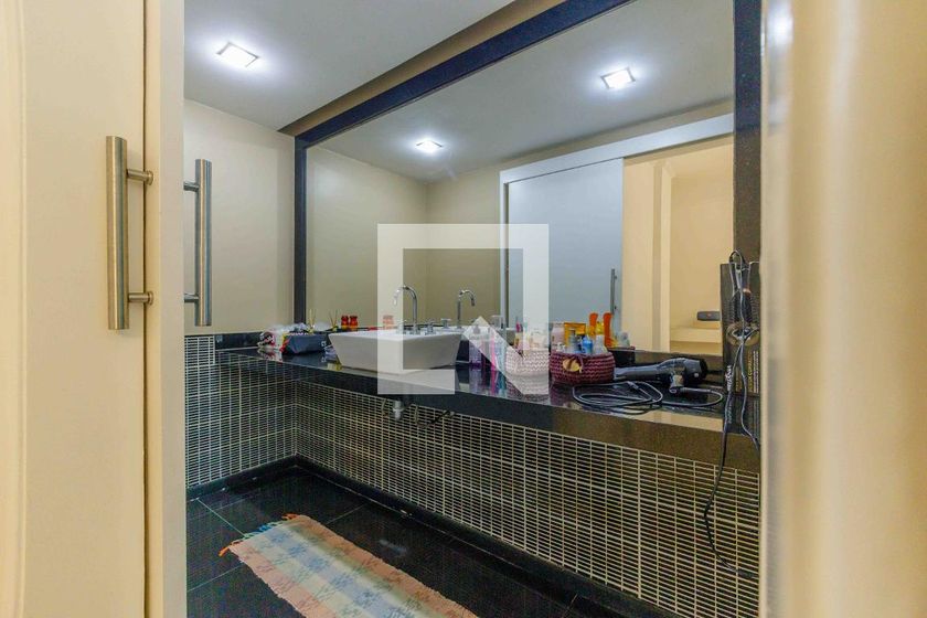Casa, 4 quartos, 250 m² - Foto 25