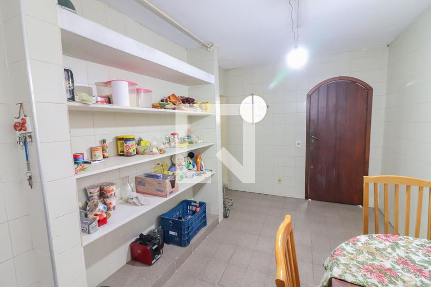 Casa, 4 quartos, 250 m² - Foto 37