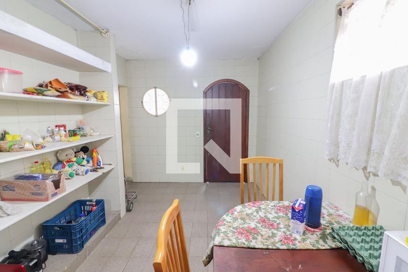 Casa, 4 quartos, 250 m² - Foto 36