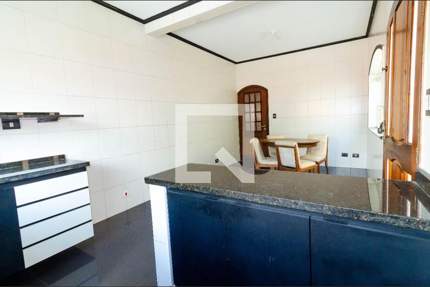 Casa, 4 quartos, 200 m² - Foto 38