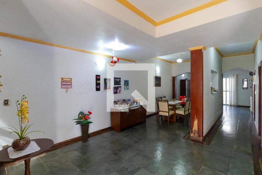 Casa à Venda - Jardim Flamboyant, 4 Quartos,  358 m2 em , Campinas - sp | SoloBR