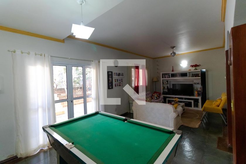 Casa à Venda - Jardim Flamboyant, 4 Quartos,  358 m2 em , Campinas - sp | SoloBR