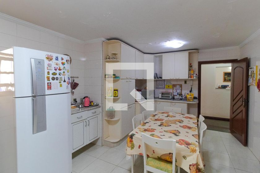 Casa à Venda - Jardim Flamboyant, 4 Quartos,  358 m2 em , Campinas - sp | SoloBR