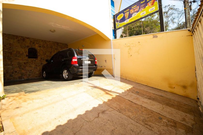 Casa à Venda - Jardim Flamboyant, 4 Quartos,  358 m2 em , Campinas - sp | SoloBR