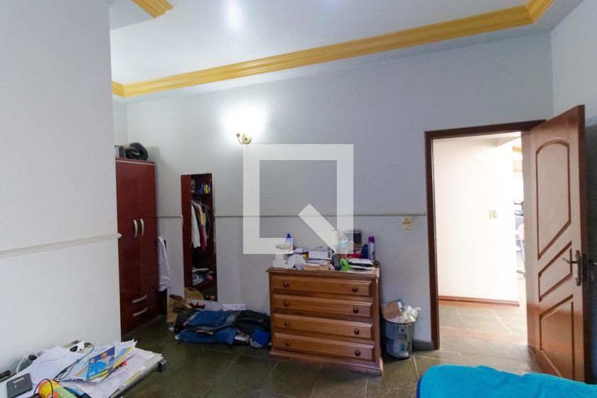 Casa à Venda - Jardim Flamboyant, 4 Quartos,  358 m2 em , Campinas - sp | SoloBR