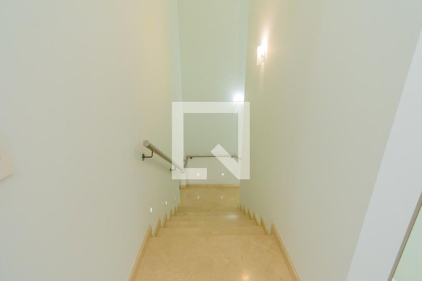 Casa à Venda - Swiss Park, 4 Quartos,  318 m2 em , Campinas - sp | SoloBR