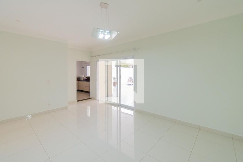 Casa à Venda - Swiss Park, 4 Quartos,  318 m2 em , Campinas - sp | SoloBR
