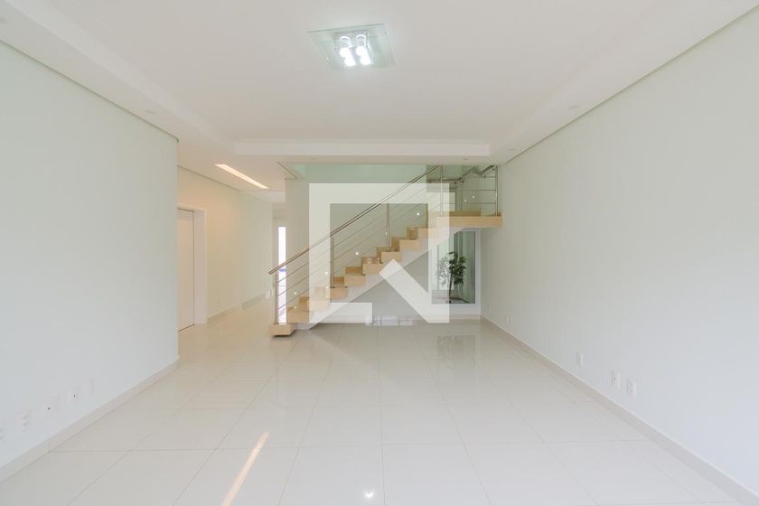 Casa à Venda - Swiss Park, 4 Quartos,  318 m2 em , Campinas - sp | SoloBR