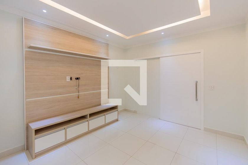 Casa à Venda - Swiss Park, 4 Quartos,  318 m2 em , Campinas - sp | SoloBR