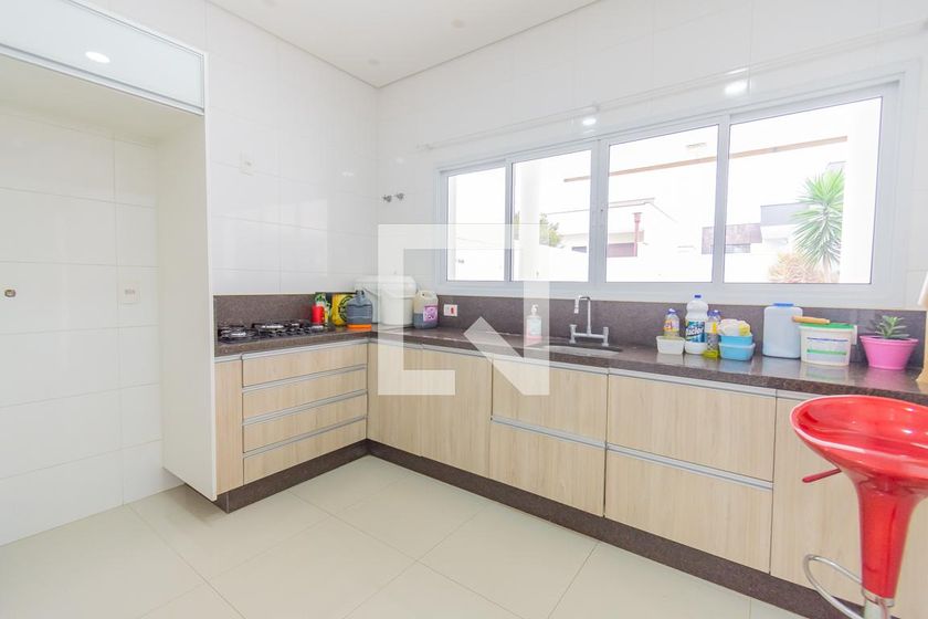 Casa à Venda - Swiss Park, 4 Quartos,  318 m2 em , Campinas - sp | SoloBR