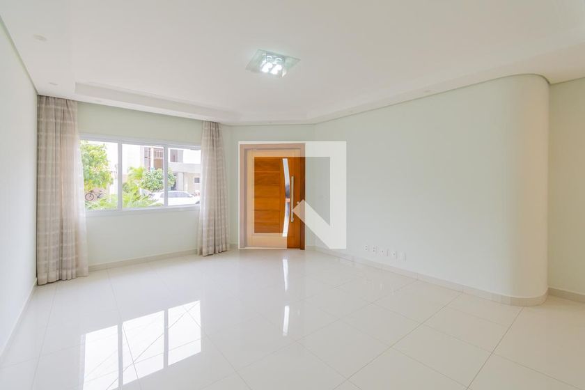 Casa à Venda - Swiss Park, 4 Quartos,  318 m2 em , Campinas - sp | SoloBR