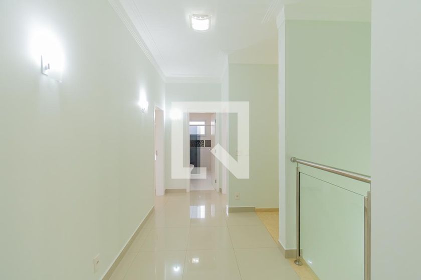 Casa à Venda - Swiss Park, 4 Quartos,  318 m2 em , Campinas - sp | SoloBR