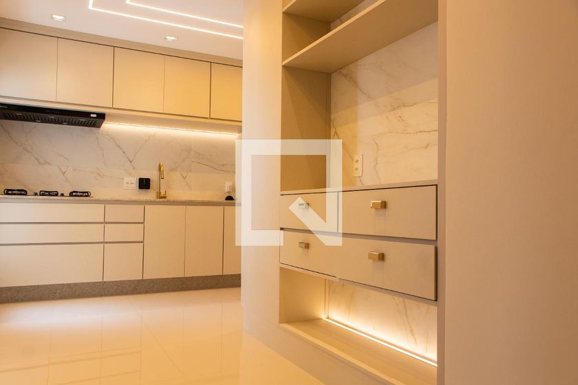 Apartamento à Venda - Cambuí, 2 Quartos,  136 m2 em , Campinas - sp | SoloBR