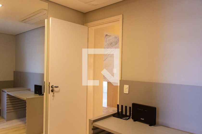 Apartamento à Venda - Cambuí, 2 Quartos,  136 m2 em , Campinas - sp | SoloBR