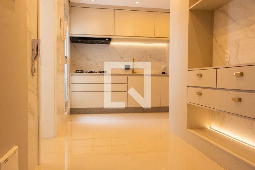 Apartamento à Venda - Cambuí, 2 Quartos,  136 m2 em , Campinas - sp | SoloBR