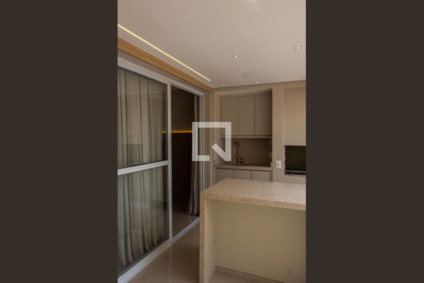 Apartamento à Venda - Cambuí, 2 Quartos,  136 m2 em , Campinas - sp | SoloBR