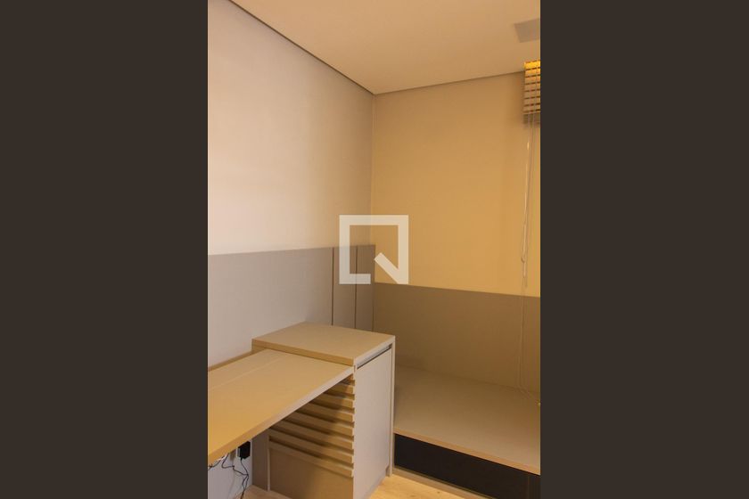 Apartamento à Venda - Cambuí, 2 Quartos,  136 m2 em , Campinas - sp | SoloBR