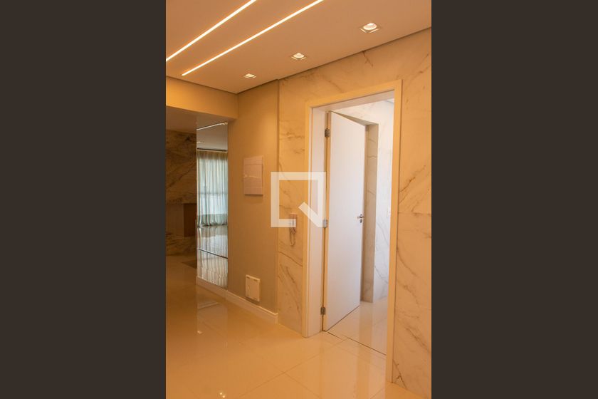 Apartamento à Venda - Cambuí, 2 Quartos,  136 m2 em , Campinas - sp | SoloBR